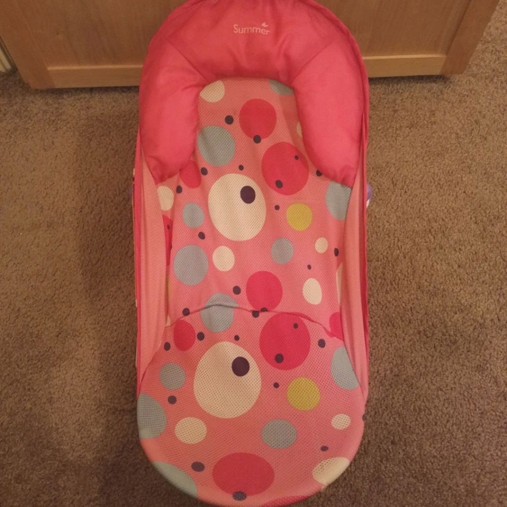 Summer Infant Bath Support for Use in The Sink or Bathtub Deluxe Baby Bather